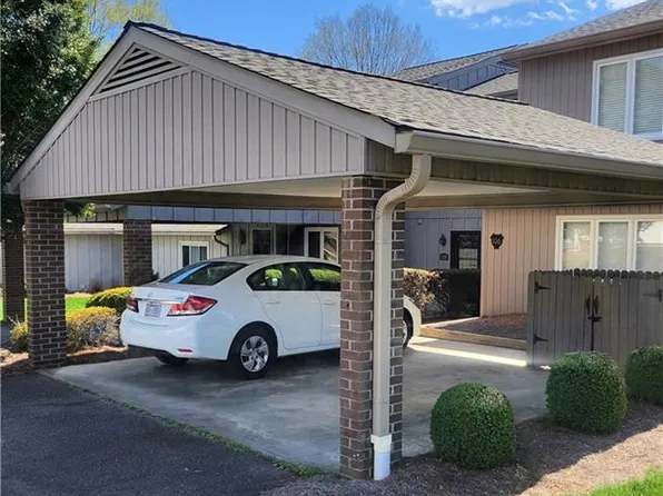 106 Mimosa Pl, Bermuda Run, NC 27006