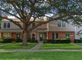 17303 Saturn Ln, Houston, TX 77058