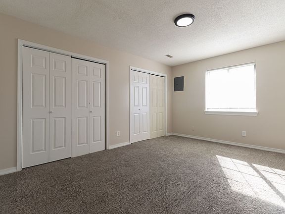5th image of 2316-2318 Hollyhock Ct