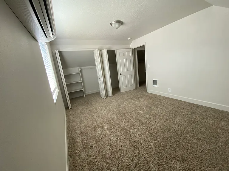 Upstairs bedroom #2