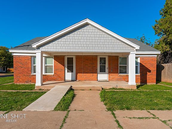5th image of 2742 Russell Ave