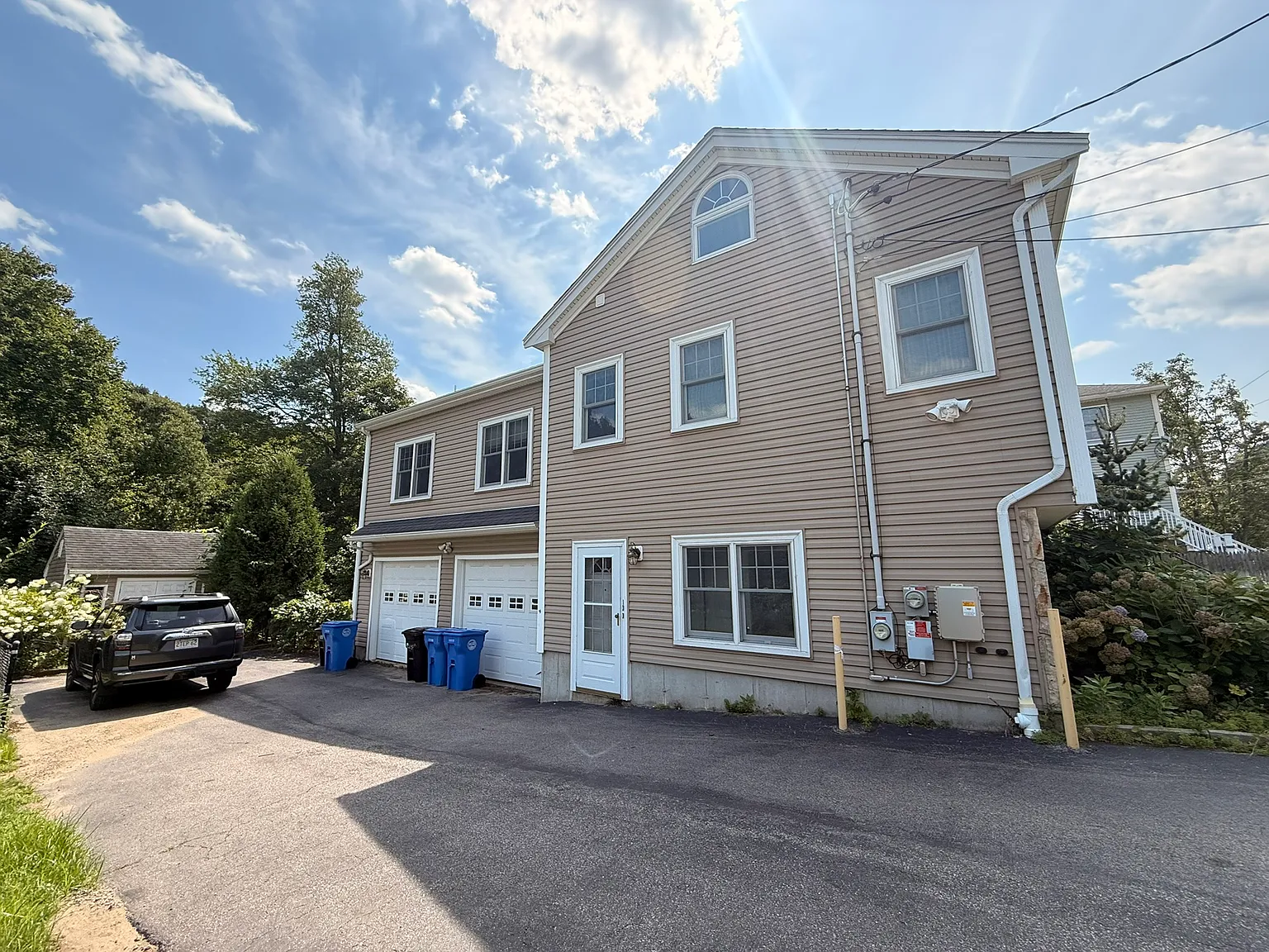 4 bed, 2830 sqft, $6,000 — Photo 4
