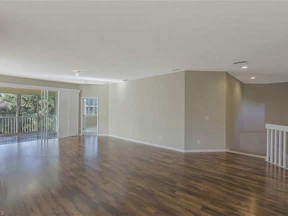 5th image of 25080 Ballycastle Ct APT 201