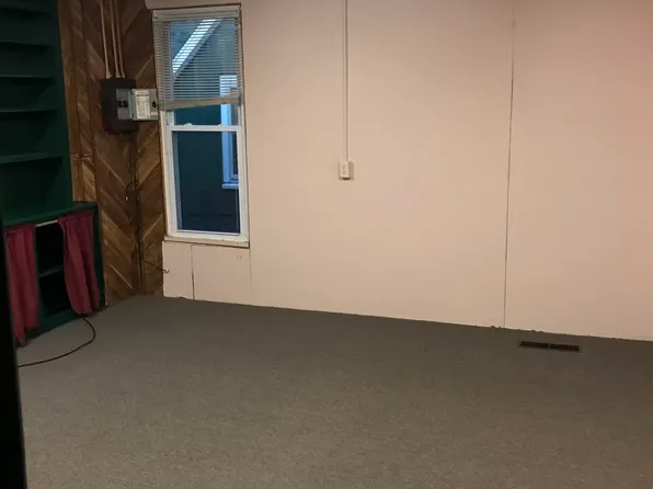 1018 W Main St APT 2, Peoria, IL 61606