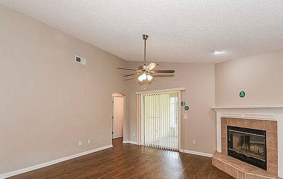 2nd image of 4252 Hanging Moss Dr #3