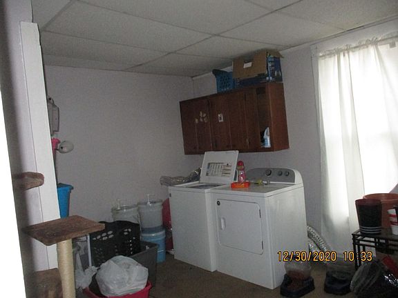 3rd image of 114 E Grant St