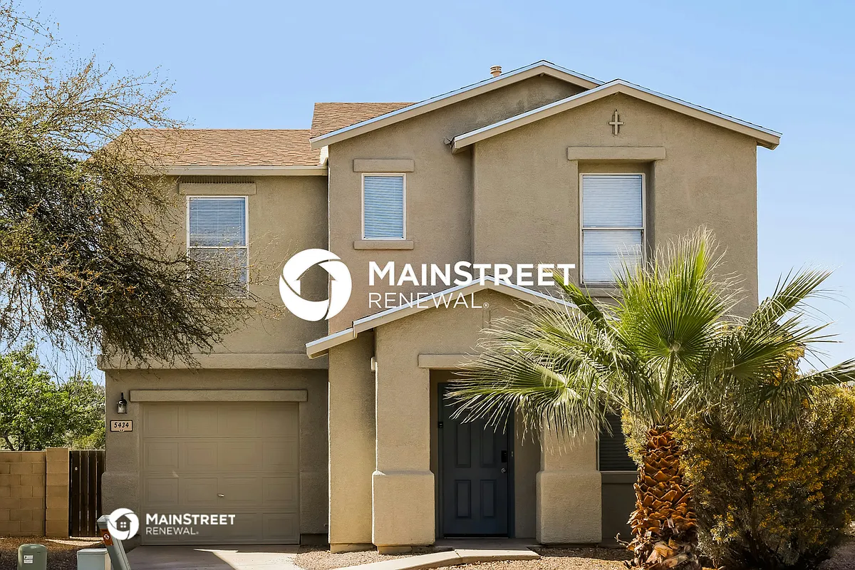 Front View - 5434 S Monrovia Ave