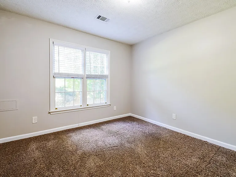 1204 Garden Path SE — Photo 11