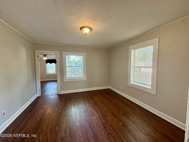 3352 College St — Photo 14