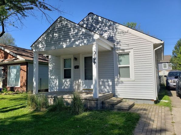 3599 Royal Ave