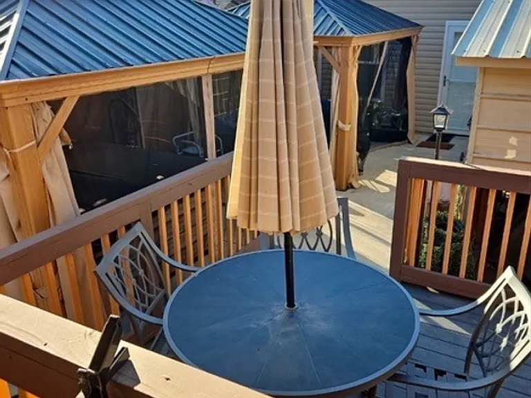 1813 Brewton Dr — Photo 8