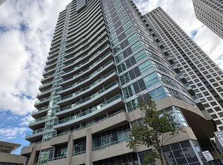 33 Elm Dr W #1605, Mississauga, ON L5B 4M2