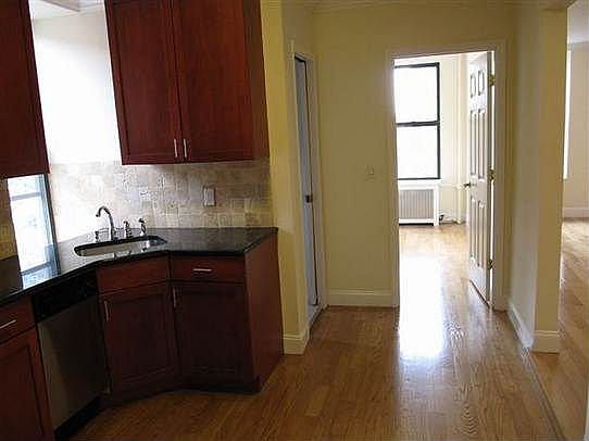 1st image of 130 E 4th St APT 9