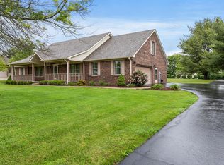 275 Shannon Oaks Dr, Harrodsburg, KY 40330