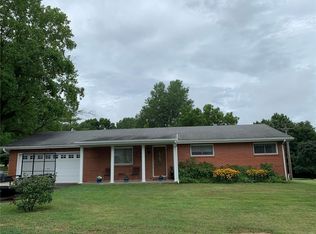 409 Marys Dr, Louisiana, MO