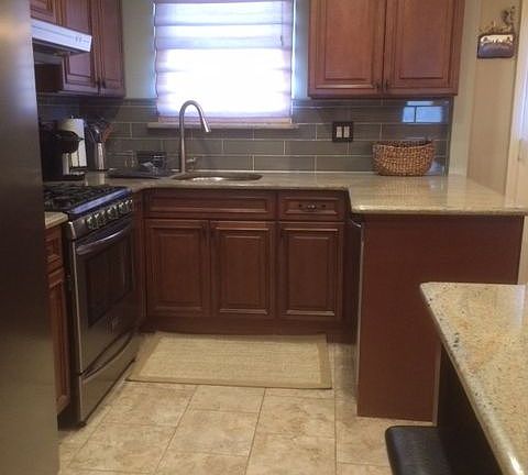 4th image of 3011 Philip Ave