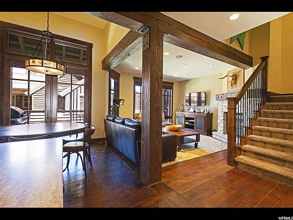 2nd image of 1825 Three Kings Dr #302