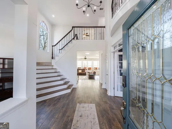 6010 Masters Club Dr, Suwanee, GA 30024