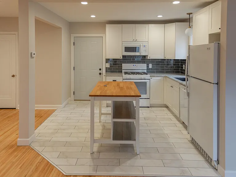 There's a new stainless steel fridge