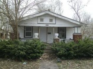 1946 N Edward St, Decatur, IL 62526