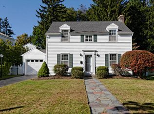 75 5th Ave, Saratoga Springs, NY 12866