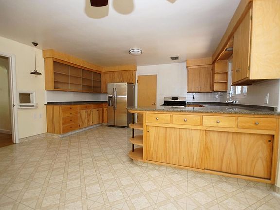 5th image of 1603 Bel Air Ave