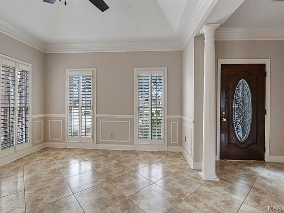 4th image of 9105 Green Chase Dr