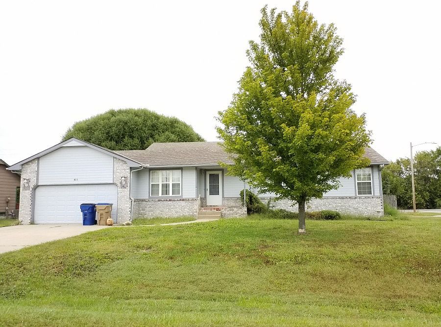 1st image of 812 S Dublin Dr
