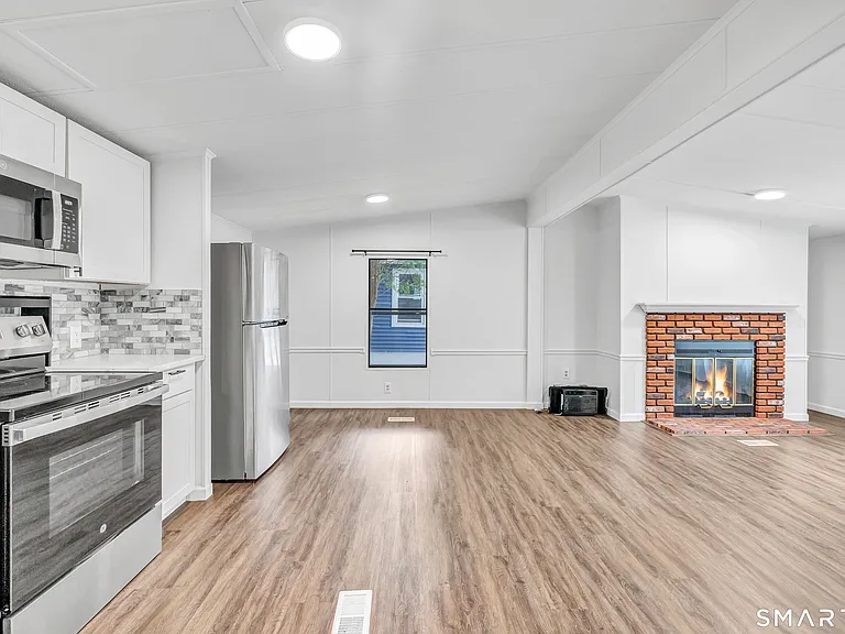 30 Crescent Park Rd — Photo 5