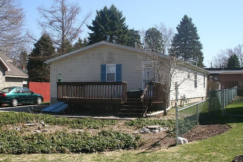 1st image of 203 Willow St