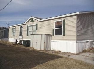 213 Eisenhower Rd, Baldwin City, KS 66006