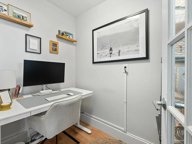 280 E Eagle St #3 — Photo 12