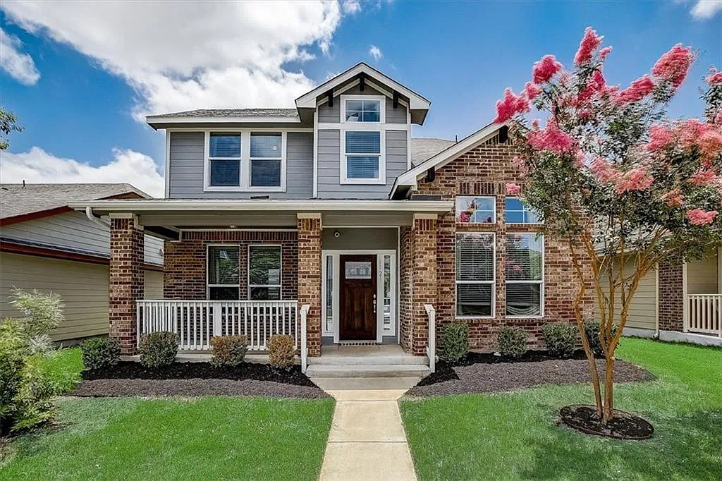 3 bed, 2.5 bath, 2101 sqft, $2,250 — Photo 1