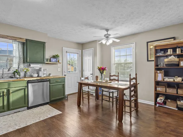 260 Jason Dr, Nicholasville, KY 40356
