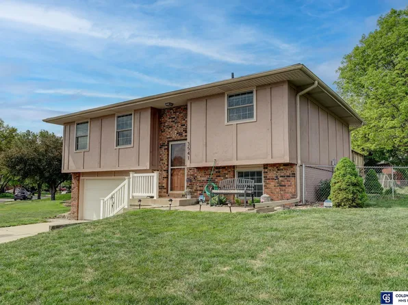 3541 N 75th St, Lincoln, NE 68507