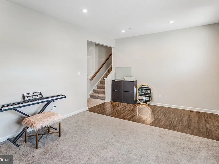 11241 Wheeler Ridge Dr — Photo 11