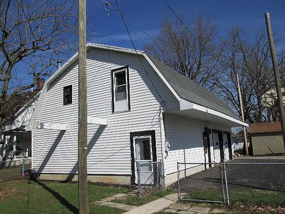 5th image of 312 Plymouth St