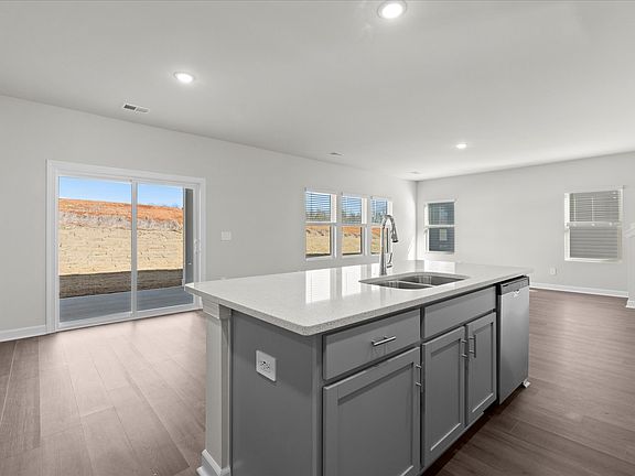 Welcome to the Brentwood floorplan at The Farm at Wells Creek - Signature Collection.