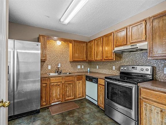 3rd image of 2295 S Camron Cir