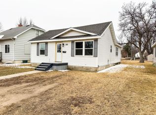 225 10th St S, Breckenridge, MN 56520