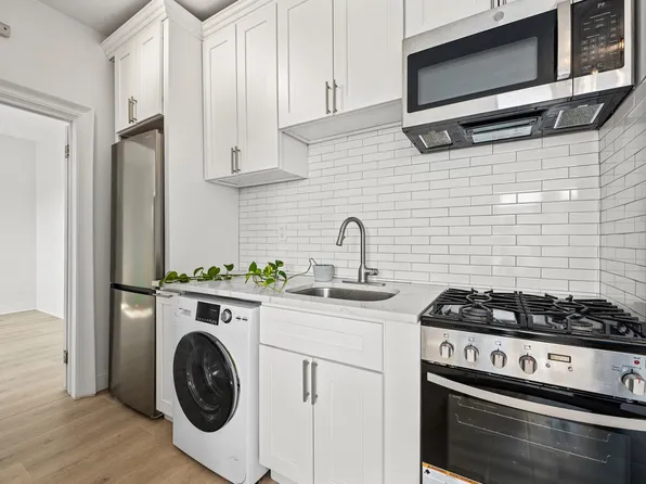 57 Corbin Avenue image 14 of 21