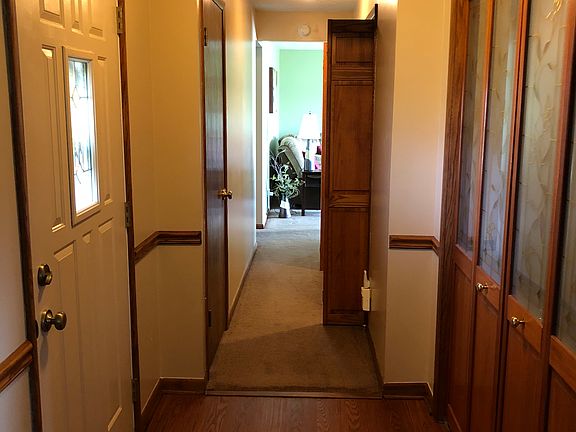 4th image of 1517 Colorado Ave