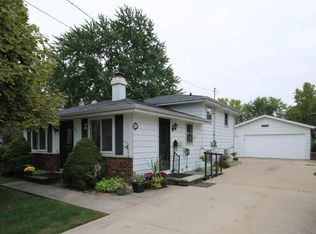 1907 Wilson Ave, Oshkosh, WI 54901