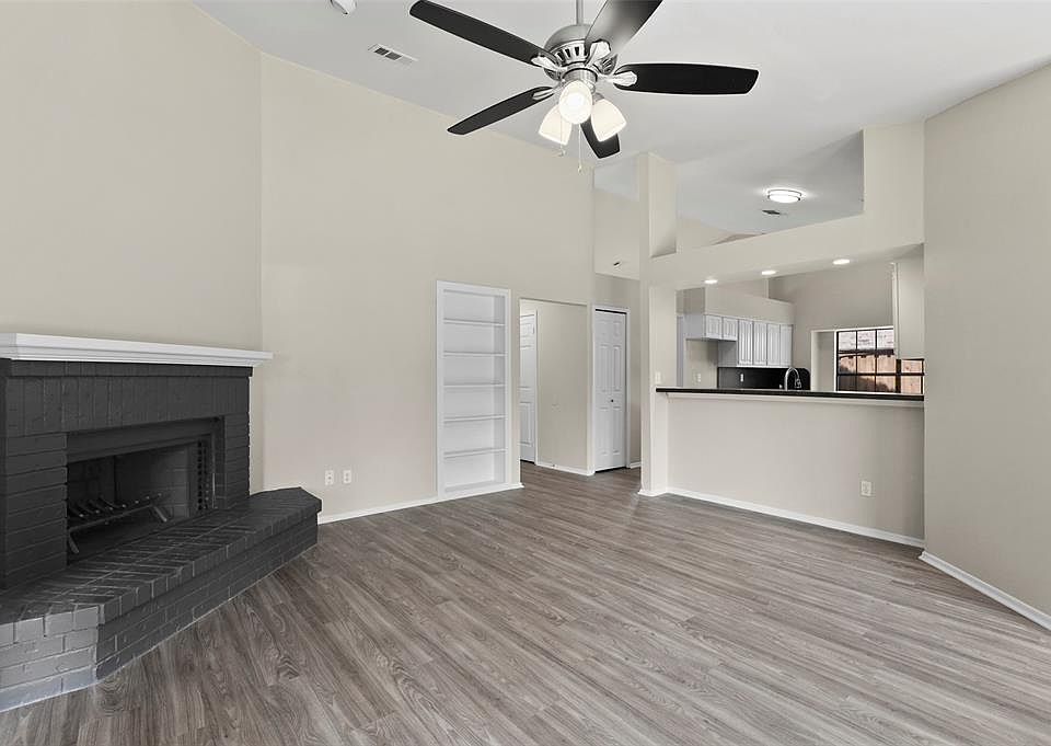 1st image of 4425 Santa Cruz Ln
