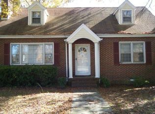 931 S Main St, Emporia, VA