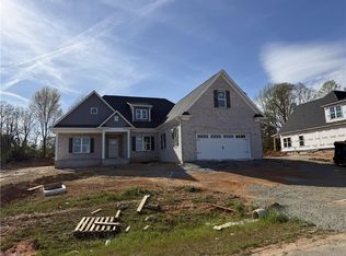 173 Cool Run, Lexington, NC 27295