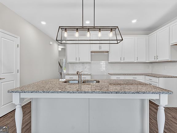 6th image of this home