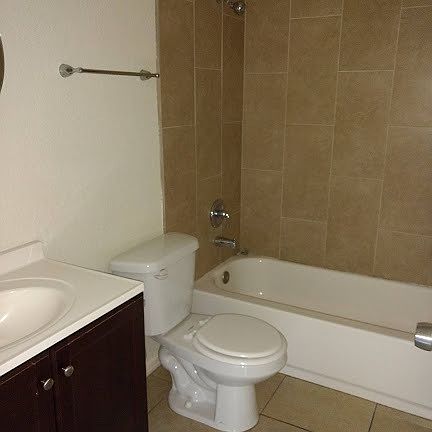 4th image of 3029 E Paradise Ln APT 107