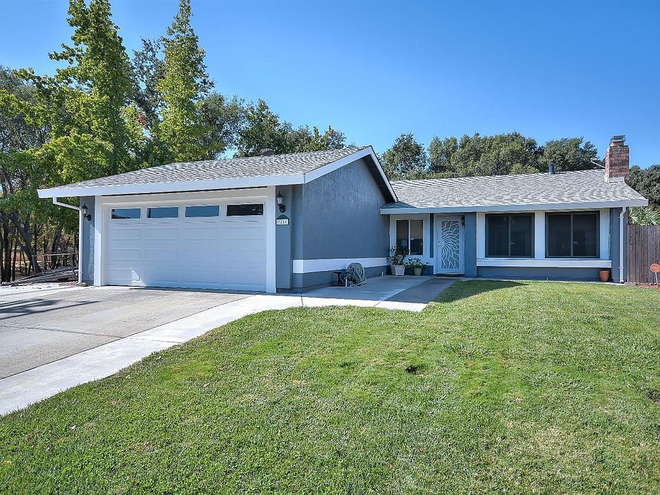 1st image of 7221 Starflower Dr