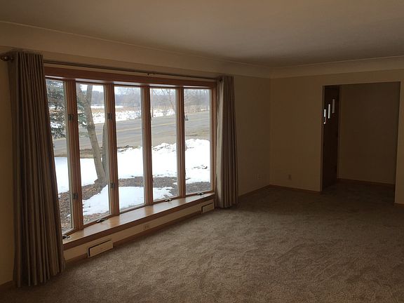 5th image of 15160 47th St N
